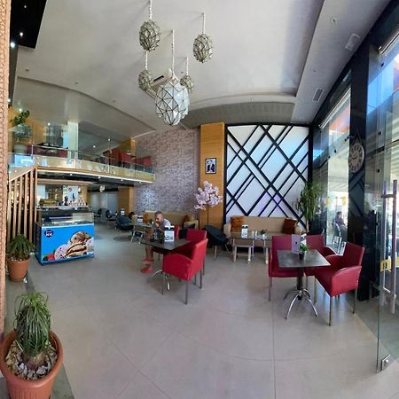 Hotel Velsatis Beni Mellal Exteriér fotografie