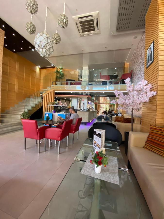 Hotel Velsatis Beni Mellal Exteriér fotografie